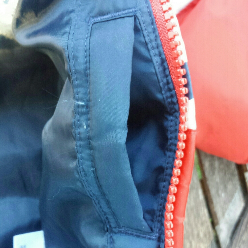 Levi's Baby Red White Blue Hood Winter Puffer Jacket 24M - Picture 9 of 12